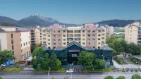 BEMORECoffe Hotel Hotels near Lijiang Railway Station