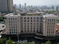 Yitel Hotel (Taiyuan Railway Station West Square Subway Station) Hotel di Railway Station