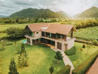 twoDO KhaoYai, Holiday home for your vacation. Hoteles cerca de PB Valley Khaoyai Winery