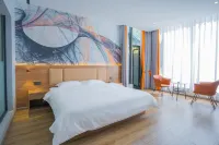 Kangding  XueshanYiju   Homestay