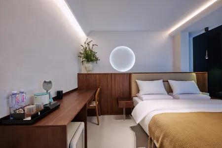 Floral Hotel·Rumeng Homestay Отели рядом со станцией Datong Railway Station