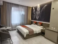 Ruili Secluded Homestay