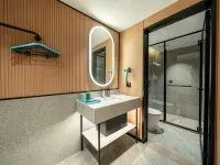 CITY COMFORT HOTEL （Guiyang Water Spray Pool Zilin An Subway Station Branch) โรงแรมใกล้กุ้ยก่าง