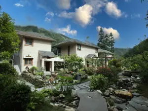 Hailuogou Tongtang·Secret Garden Holiday Villa·Snow Mountain Holiday Villa