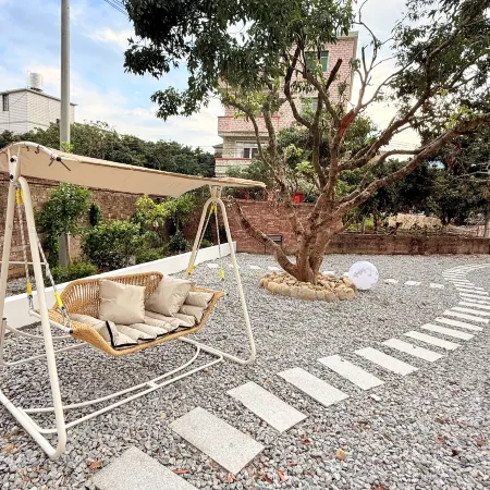 Liyuan Party Homestay