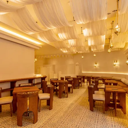 Dalian Jinse Sea View Art Homestay (Xinghai Square Branch)