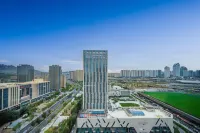 Elong Anjoy Hotel (Urumqi High-speed Railway Station) - Mountain view