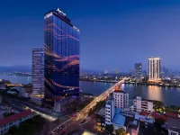 Courtyard by Marriott Danang Han River Hotels near DHC Marina