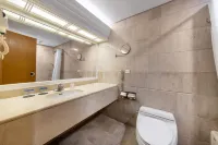 Fanhua Oxygen Bar Hotel (Dongguan Nancheng Yuanmei Subway Station) - 3-Star