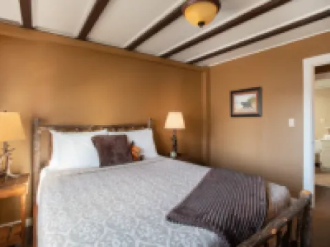 傑克遜惠特尼旅館 杰克遜酒店