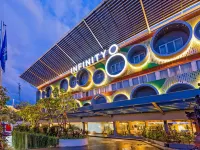 Infinity8 Bali Hoteles cerca de Monumento de los Veteranos