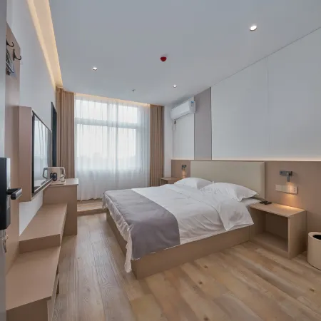 Chuzhou Yilin Hotel (Linlou Community)