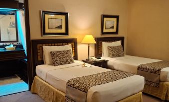 Herald Suites Solana