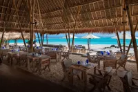 Emerald Maldives Resort & Spa-Deluxe All Inclusive - breakfast