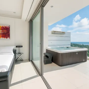 The View Phuket by Resava