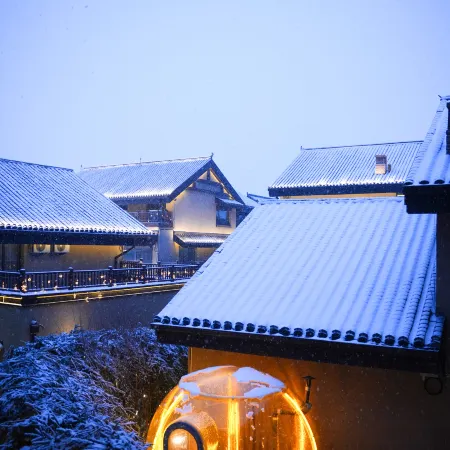 Guanshan · Yue Resort Hotel (North slope Distribution Center of Changbai Moutain Enduli Branch