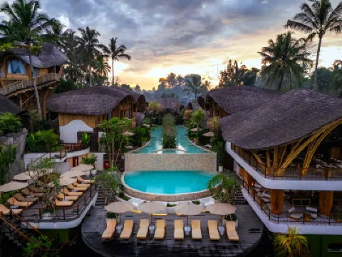 Bambootel Sawah View Hotels near Mahapraja Bangli