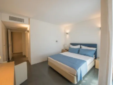 トロイア レジデンス アカラ カルヴァリャルのホテル