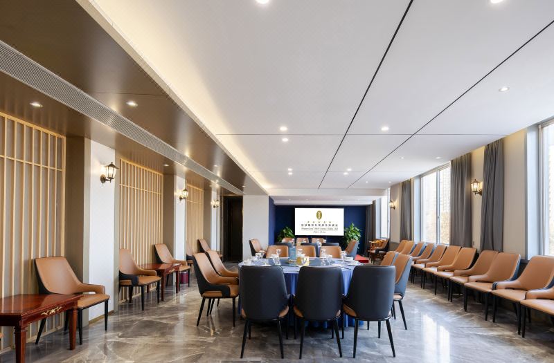 Grand Hotel Overseas Traders Club photo 5