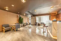季楓酒店（伊寧萬容廣場店） - 2 tähden