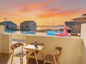 Pingtan Leisure Fun Sunset Seaview Holiday Homestay (Changjiangao Beach Branch)