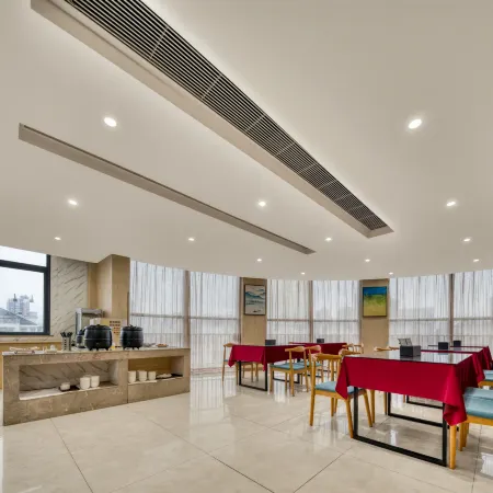 Fairyland Hotel (Tiantai New City Plaza)