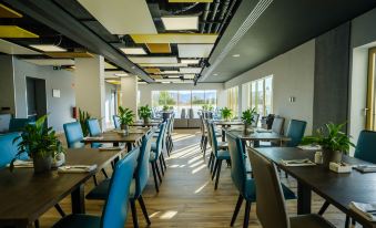 mk | hotel tirana