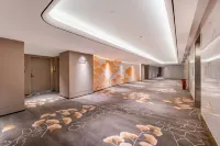 The Grand Plaza Hotel - parking