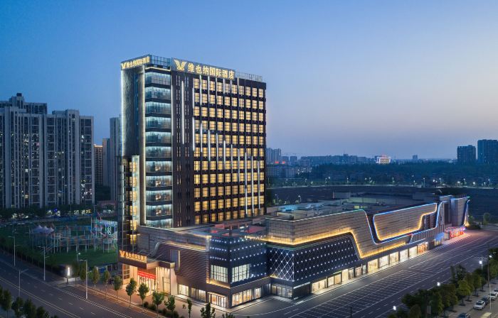 Vienna International Hotel (Shishou Caizhi Cultural Plaza Branch)