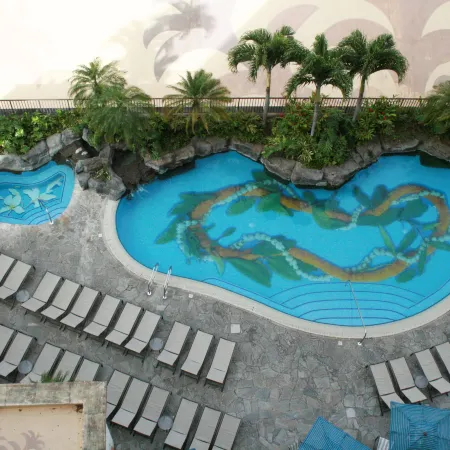 Hilton Hawaiian Village Waikiki Beach Resort