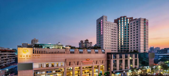 크라운 플라자 포산 바이 IHG 포산 호텔