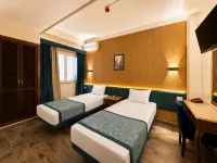 St. George Hotel โรงแรมใกล้อะกูซา