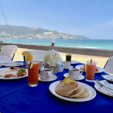 ACAPULCO MALIBU HOTEL