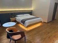 Yingjiang Guanghe Hotel - 3-Star