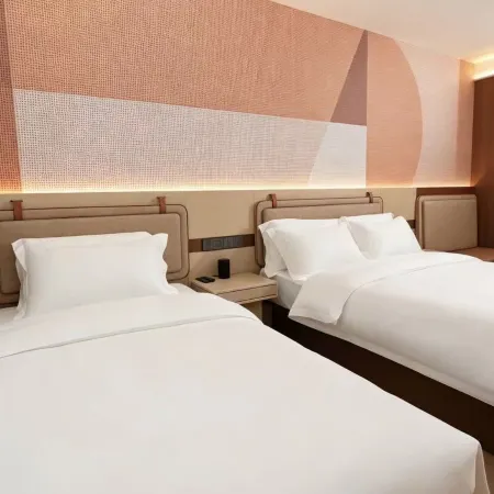 Homeinn Aifeel Hotel (Changbai Mountain North Slope Distribution Center)