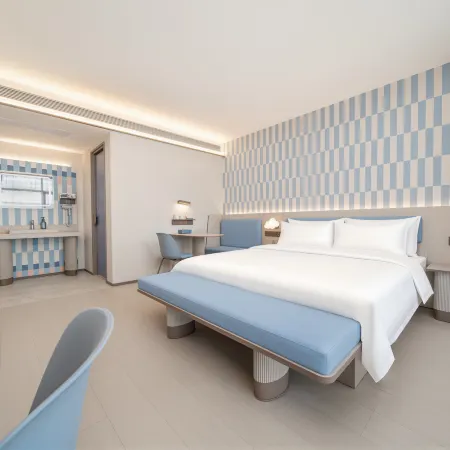 HanTing Zhoukou East Station Hotel