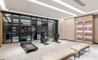Aifeel Hotel (Shanghai Jiading Industrial Zone Tianhua College)