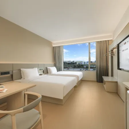 JI Hotel (Changbai G331 National Highway Changbai Port)