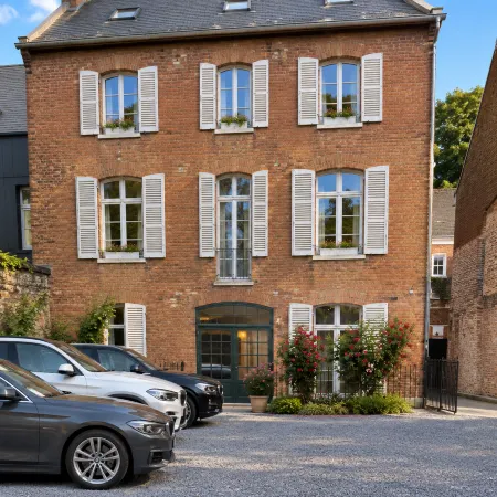 Appartements boutique dans un hôtel particulier rénové Centre & gare Parking privé