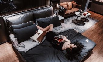 Tingsu Apartment (Shenzhen Chegongmiao Branch)