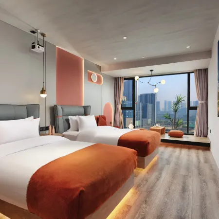 Chengdu Weilan Hot Spring Garden Hotel (Metro Station of Kuanzhai Xijie)