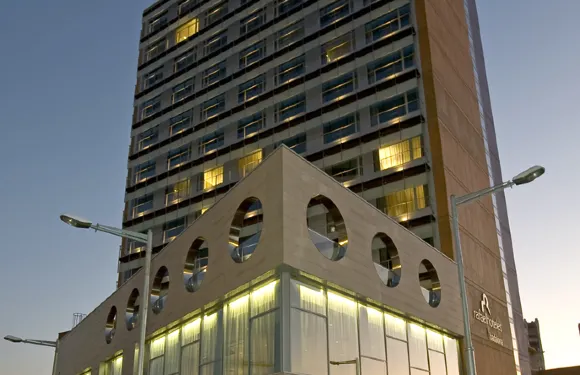 巴達洛納大樓酒店