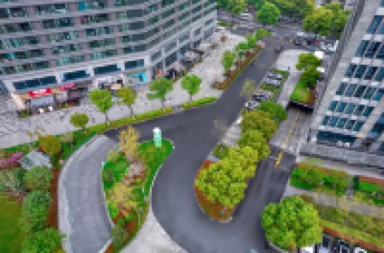 樸玥·巨幕美宿（浙大森林店）