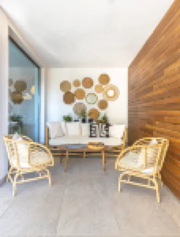 โรงแรมพยาวา โดย True Blue