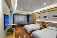 徳令哈金世界ホテル（市役所）