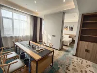 HaichengJinHongXiYue Hotel Hôtels à : Haicheng