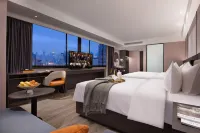 Hantang Hotel (Zhengzhou Railway Station East Square) Hotels near Zhengzhou Zoological Garden