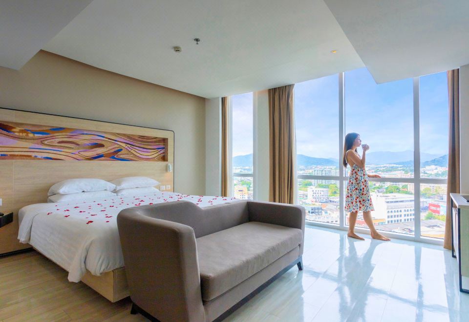 1. 노보텔 푸켓 시..