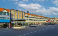 7 Days Inn(New 7 Days Jinzhou Yixian Branch) - Pysäköinti