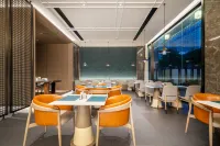 Jiaxing Nanhu Paris Designer Hotel